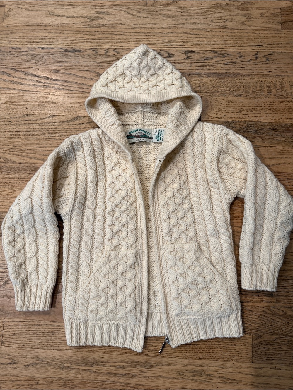 NWOT Aran Crafts 100% Merino Wool Kids’ Cable Knit Hooded Sweater, UNISEX Sz 6-7